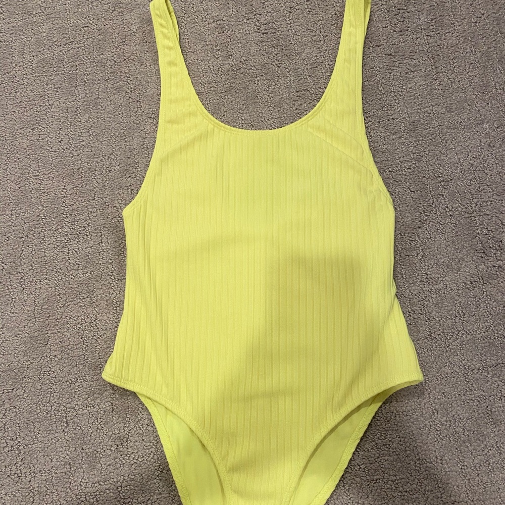 NEON YELLOW BODYSUIT!!!